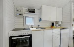 2 Bedroom Lovely Home In Nexø