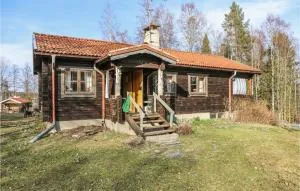 Amazing Home In Enviken With Lake View - Söderhamn