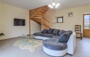 Maisons de vacances Nice home in Fierville-les-Mines with WiFi and 3 Bedrooms : photos des chambres