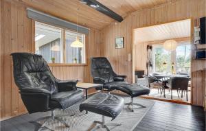 Beautiful Home In Ebeltoft With Kitchen