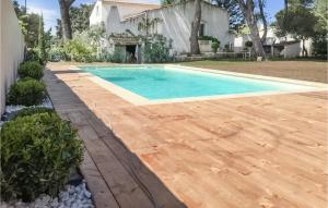 Maisons de vacances Beautiful Home In Lambesc With Outdoor Swimming Pool, Wifi And 3 Bedrooms 2 : photos des chambres