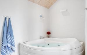 Cozy Home In Vestervig With Wifi