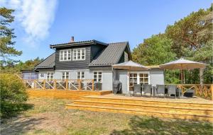 Nice Home In Nexø With Wifi
