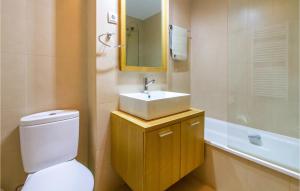 Amazing Apartment In Sucina With Wifi