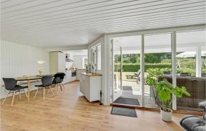 Cozy Home In Ulfborg With Kitchen