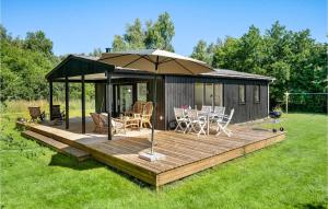 3 Bedroom Cozy Home In Sjællands Odde