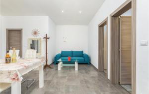 Nice Apartment In Vodnjan With Kitchen 