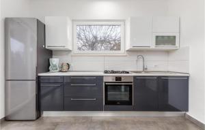 Nice Apartment In Vodnjan With Kitchen