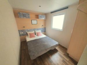 Maisons de vacances Gite en Provence - le Grand Sureau : photos des chambres