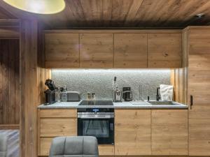 Appartements Charmant appartement a Courchevel Le Praz, proche des pistes, 4 adultes | 1 enfant, services inclus - FR-1-568-22 : photos des chambres