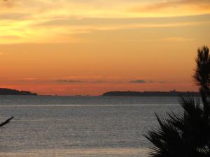 Appartements Cannes Terrace Beach Front & Sea view : photos des chambres