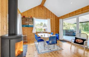 3 Bedroom Beautiful Home In Gedser