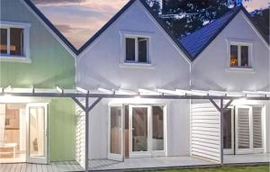 2 Bedroom Stunning Home In Miedzywodzie