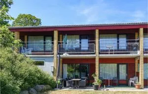 Gorgeous Apartment In Allinge - Sandkås