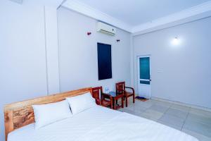 Nhà nghỉ Hoa Lạc Tiên