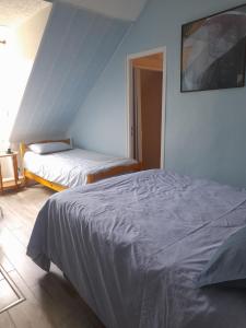 B&B / Chambres d'hotes La Mare aux Fees : photos des chambres