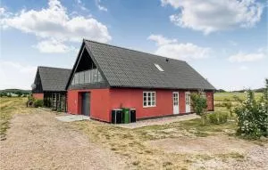 Nice Apartment In Østermarie With Wifi - Elleby