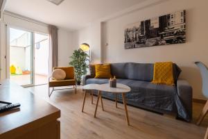 Apartamento con gran patio y excelente ubicación!