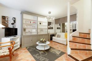 Maisons de vacances Maison De Poupee YourHostHelper : photos des chambres