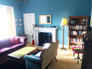 Grand top floor apartment in the Royal Bank House