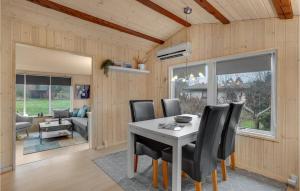 1 Bedroom Nice Home In Højby