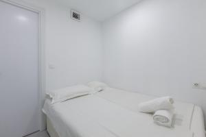 Hotel Las Palmeras studio by Costarentals - Ref 56