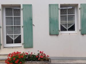 Appartements Appartement Saint-Martin-de-Re, 2 pieces, 4 personnes - FR-1-544-7 : photos des chambres