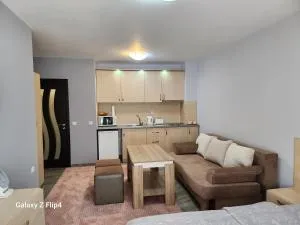 Studio Ivana - 桑丹斯基