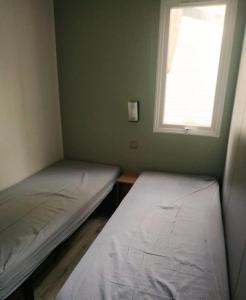 Charmant mobilhome camping Les Sables dOr 4 étoiles