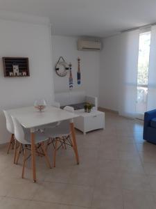 Villetta dei Fiori, vicino Spiaggia di Punta Pizzo