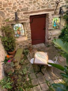 Appartements Studio au charme medieval : Appartement 1 Chambre