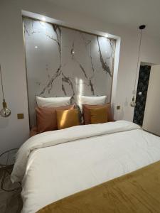 B&B / Chambres d'hotes La suite de charme du Mas de la Fontaine de Jonquier avec SPA privatif : photos des chambres