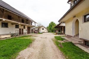 Farmhouse Apartment Happy Cow