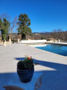 Villas Charmante villa avec grande piscine au calme : photos des chambres