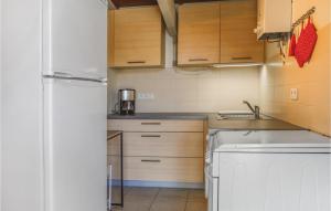 Maisons de vacances Two-Bedroom Holiday Home In Calcatoggio : photos des chambres