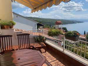 Panoramic Seaview Apartment