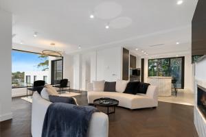 Luxury Waterside Home Sanctuary