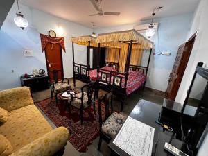 Sharad Baug homestay