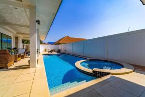 Modern Large 2 Bedroom Pool Villa PV2