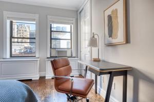 UES 3br penthouse w wd nr Central Park NYC-1110