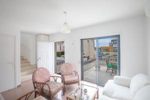 Peaceful Cozy Home Great Location