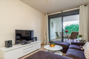Lovely Alamar apartment by Costarentals - Ref 108