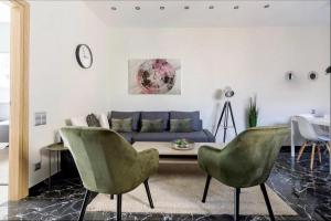 4 bedroom penthouse in center of Athens