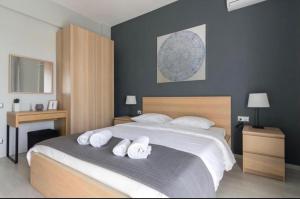 4 bedroom penthouse in center of Athens