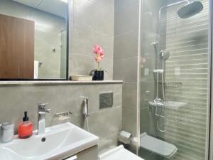 O2R26- Elegant Studio in O2 Residential Tower