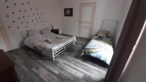 Appartements Appartemment situe a lacaune les bains : photos des chambres