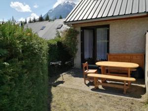 Maisons de vacances Maison vue Montagne avec jardin : photos des chambres