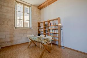 Yani - Grand studio intra-muros cadre exceptionnel