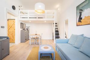 Youth Motive Studio with gallery