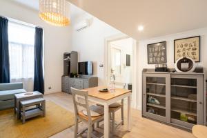 Youth Motive Studio with gallery